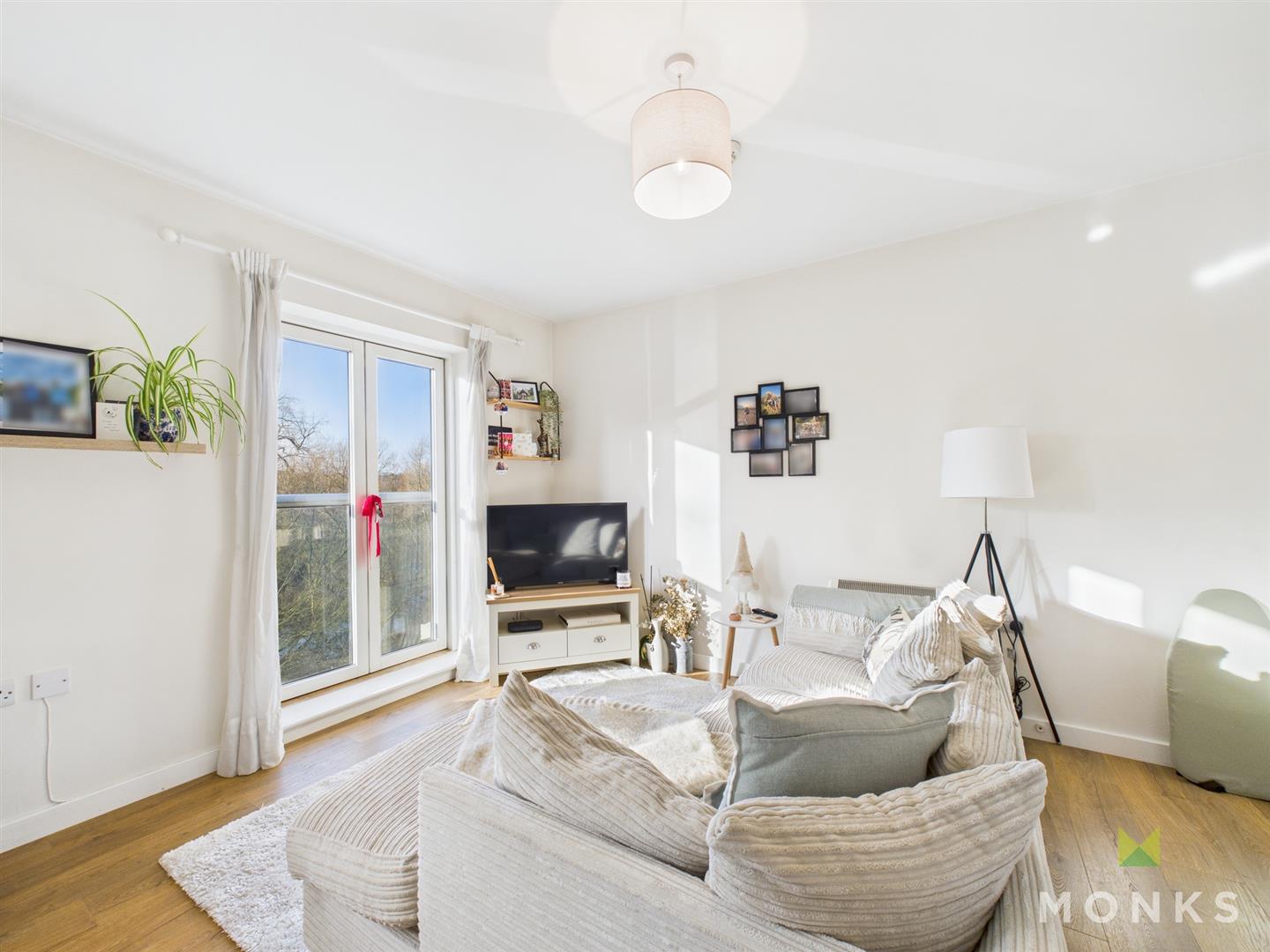 8 Saffron House Mill Road, Shrewsbury, SY2 6FR For Sale